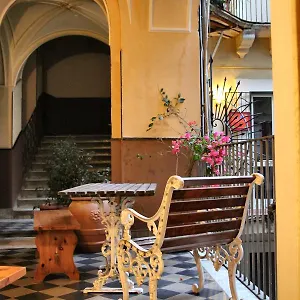 Cortile Stesicoro 3* Catania
