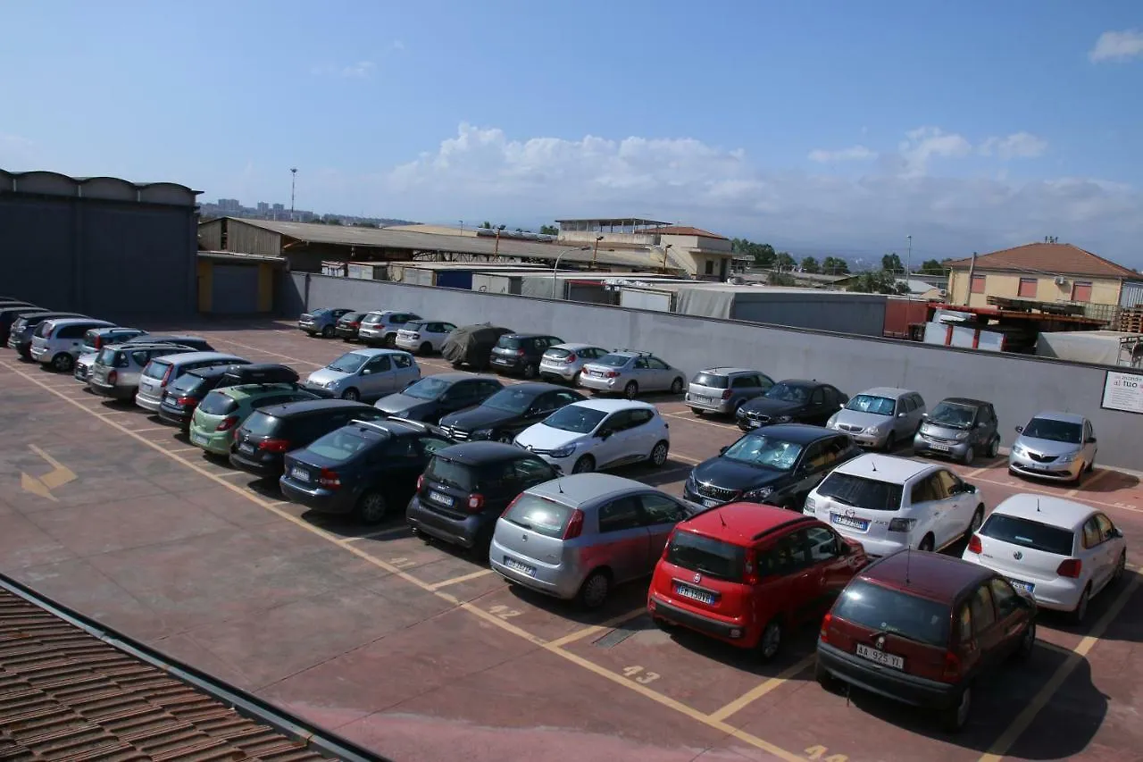 Guest house Etna Parking Hotel Catania